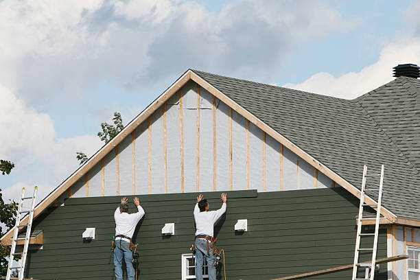 Professional Siding Replacement technician working in Wingina, VA
